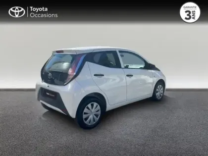 Photo 6 Toyota Aygo Gén. II Ph2 x-pro 5