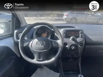 Photo 10 Toyota Aygo Gén. II Ph2 x-pro 5