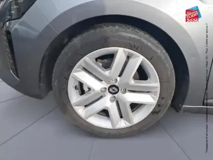 Photo 9 Renault Clio  1.6 E-Tech 145ch full hybrid Evolution