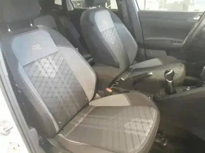 Photo 13 Volkswagen Polo  1.0 TSI 95ch R-Line