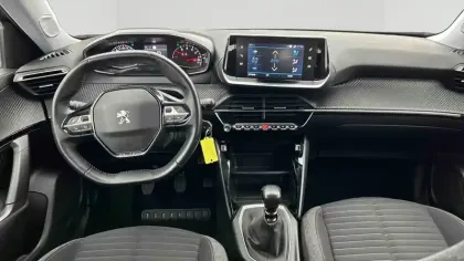 Photo 20 Peugeot 2008  PureTech 100 S&S BVM6