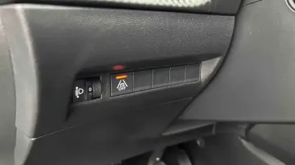 Photo 16 Peugeot 2008  PureTech 100 S&S BVM6