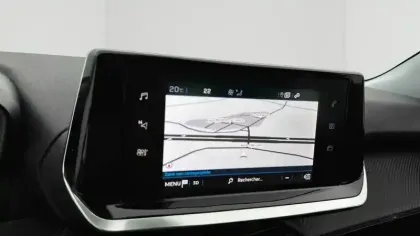 Photo 12 Peugeot 2008  PureTech 100 S&S BVM6