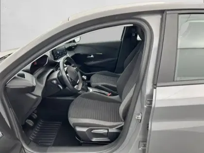 Photo 10 Peugeot 208  PureTech 100 S&S BVM6