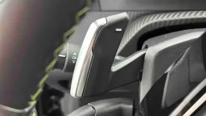 Photo 15 Peugeot 208  Hybrid 145 ch e-DCS6