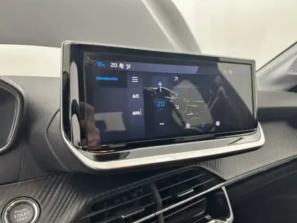 Photo 20 Peugeot 208  Hybrid 100 e-DCS6