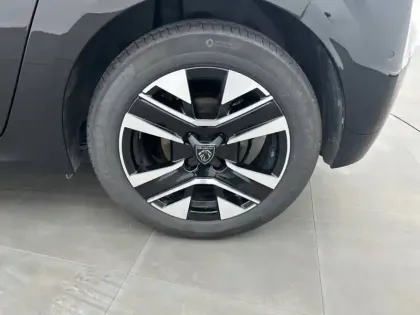 Photo 12 Peugeot 208  Hybrid 100 e-DCS6