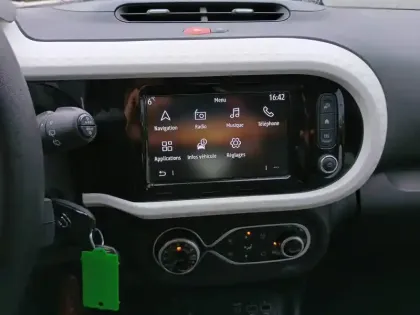 Photo 39 Renault Twingo  III SCe 65