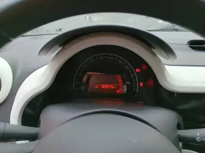 Photo 35 Renault Twingo  III SCe 65