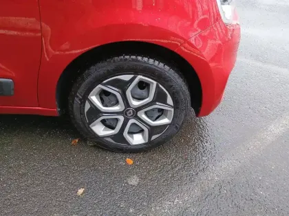 Photo 17 Renault Twingo Gén. III (C07) Ph2 NG Equilibre 5