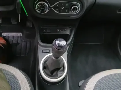 Photo 9 Renault Twingo Gén. III (C07) Ph2 NG Equilibre 5