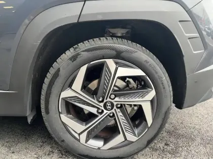 Photo 17 Hyundai Tucson  1.6 T-GDI 230 Hybrid BVA6