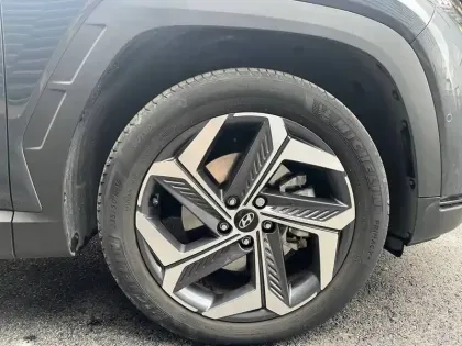 Photo 15 Hyundai Tucson  1.6 T-GDI 230 Hybrid BVA6