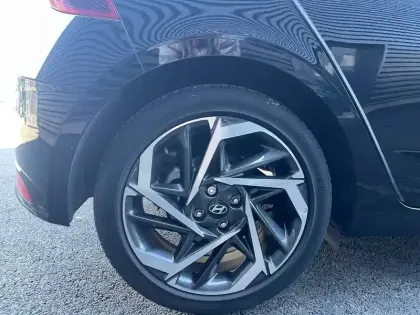 Photo 16 Hyundai I20  1.0 T-GDi 100 DCT-7 Hybrid 48V