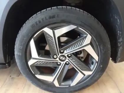 Photo 17 Hyundai Tucson  1.6 T-GDI 230 Hybrid BVA6