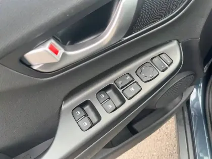 Photo 19 Hyundai Kona  Electrique 64 kWh - 204 ch