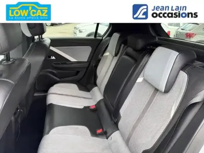 Photo 16 Opel Astra  1.5 Diesel 130 ch BVA8