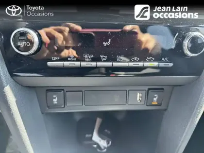 Photo 15 Toyota Yaris  Cross Hybride 116h 2WD