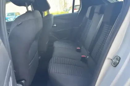 Photo 10 Peugeot 208  Electrique 50 kWh 136ch