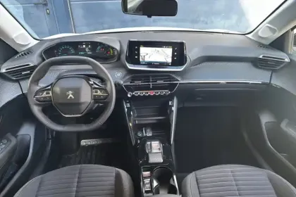 Photo 15 Peugeot 208  Electrique 50 kWh 136ch