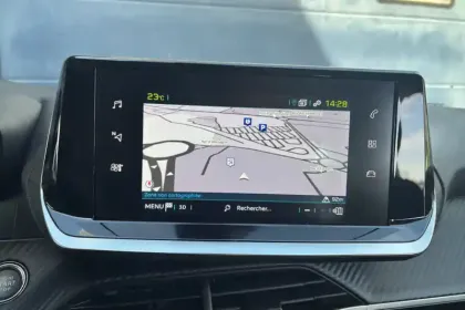 Photo 16 Peugeot 208  Electrique 50 kWh 136ch