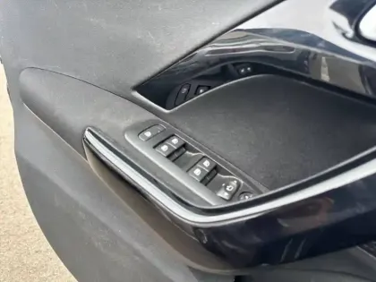 Photo 22 Peugeot 208  BlueHDi 100ch BVM6