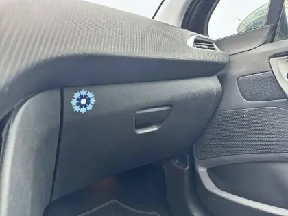 Photo 23 Peugeot 208  BlueHDi 100ch BVM6