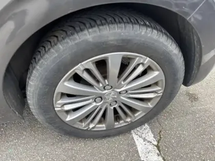 Photo 12 Peugeot 208  BlueHDi 100ch BVM6