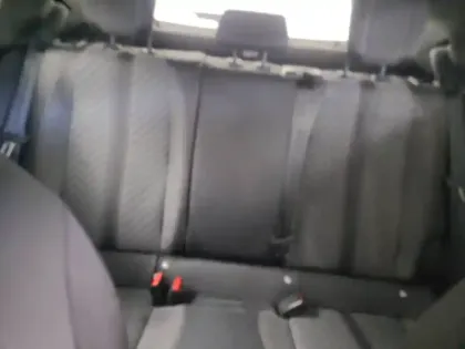 Photo 19 Peugeot 2008  Hybrid 136 e-DCS6