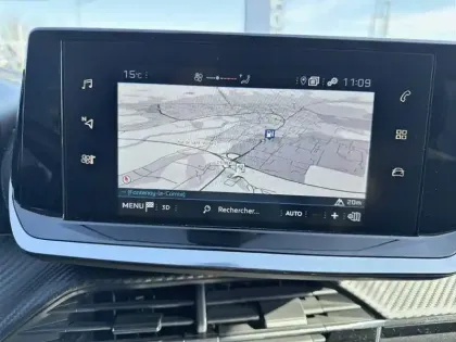 Photo 17 Peugeot 208  PureTech 100 S&S BVM6