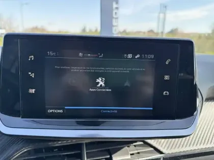 Photo 19 Peugeot 208  PureTech 100 S&S BVM6