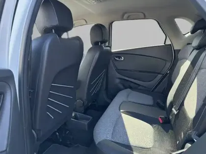 Photo 11 Renault Captur  TCe 120 Energy EDC