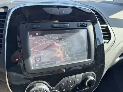 Photo 22 Renault Captur  TCe 120 Energy EDC