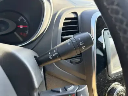 Photo 20 Renault Captur  TCe 120 Energy EDC