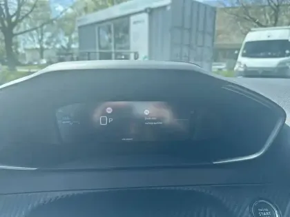 Photo 9 Peugeot 208  Hybrid 145 ch e-DCS6