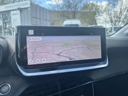 Photo 17 Peugeot 208  Hybrid 145 ch e-DCS6