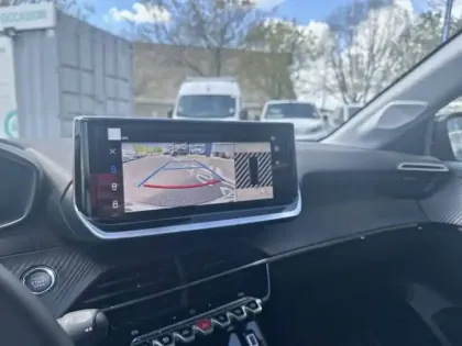 Photo 14 Peugeot 208  Hybrid 145 ch e-DCS6