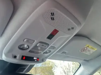 Photo 19 Peugeot 208  Hybrid 145 ch e-DCS6