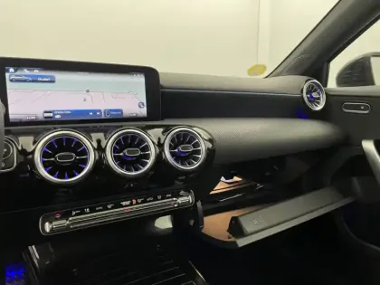 Photo 25 Mercedes Classe A  200 d