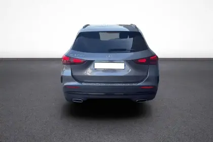 Photo 33 Mercedes GLA  250 e 8G-DCT