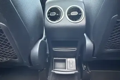 Photo 56 Mercedes GLA  250 e 8G-DCT