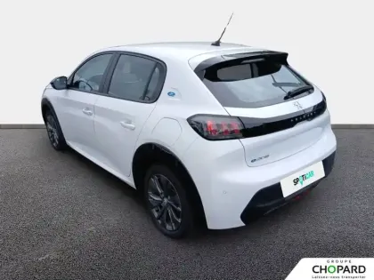 Photo 6 Peugeot 208  Electrique 50 kWh 136ch