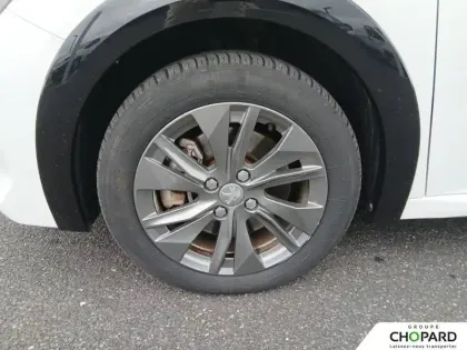 Photo 20 Peugeot 208  Electrique 50 kWh 136ch