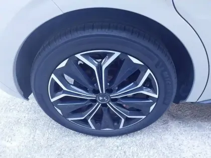 Photo 29 DS DS 4  PureTech 130 EAT8