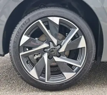 Photo 49 Peugeot 308  SW BlueHDi 130ch S&S EAT8