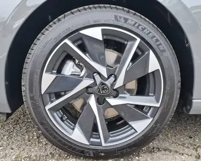 Photo 54 Peugeot 308  SW BlueHDi 130ch S&S EAT8