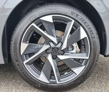 Photo 55 Peugeot 308  SW BlueHDi 130ch S&S EAT8