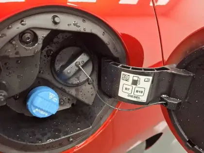 Photo 22 Renault Clio  Blue dCi 100 ch GSR2