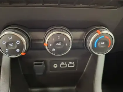 Photo 43 Renault Clio  Blue dCi 100 ch GSR2