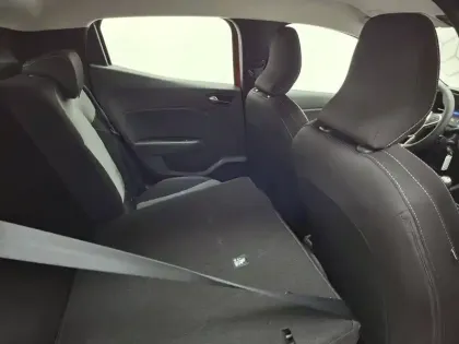 Photo 25 Renault Clio  Blue dCi 100 ch GSR2